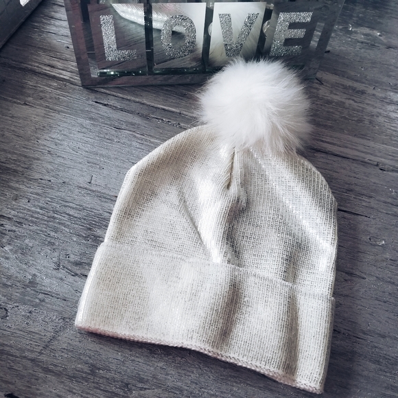 ELIZA Metallic Hat Beanie - SILVER - Picture 3 of 9